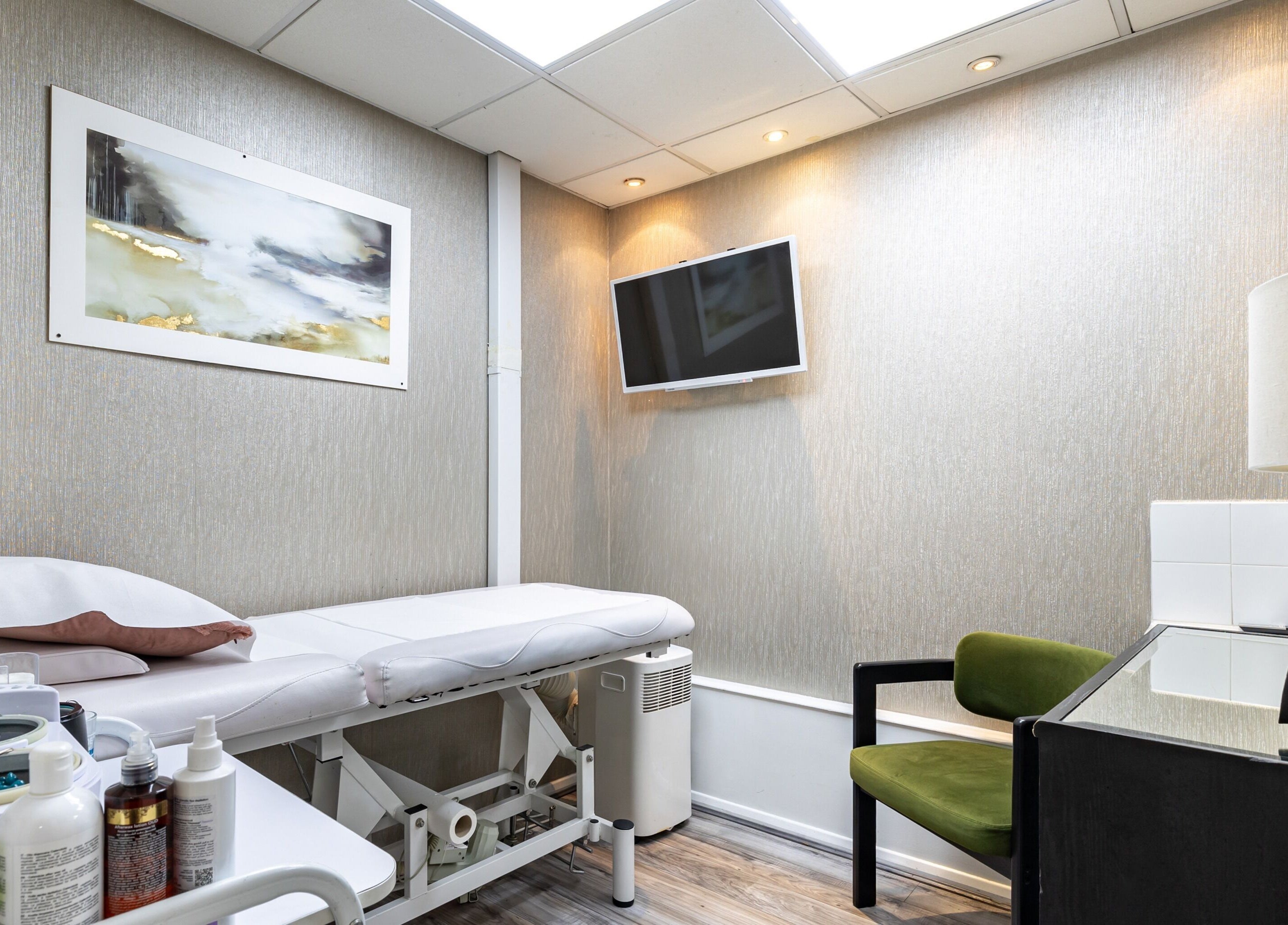 Cozy treatment room at Luxury Wax Bar - Edgware Road, London, England, GB with elegant decor and inviting ambiance.