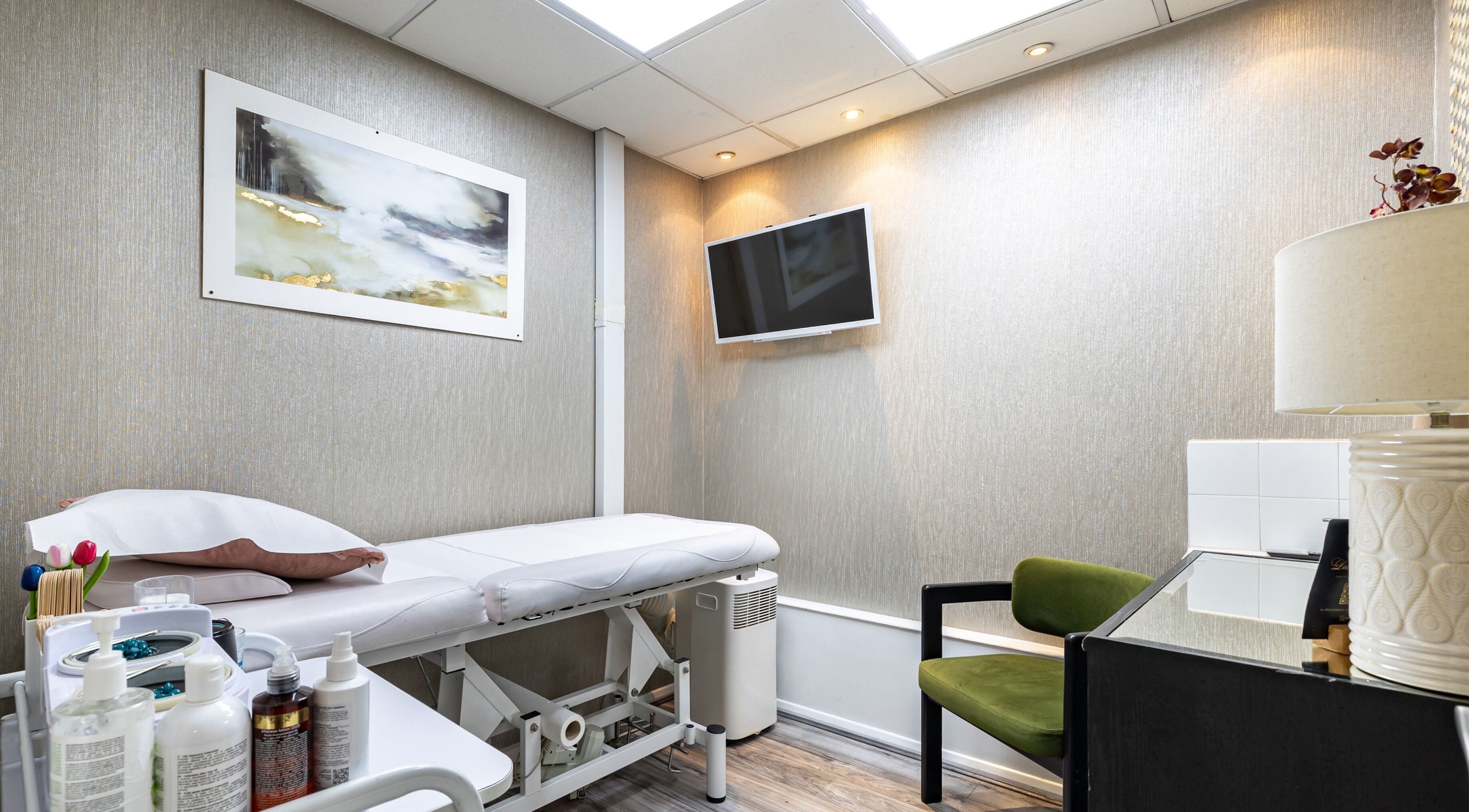 Cozy treatment room at Luxury Wax Bar - Edgware Road, London, England, GB with elegant decor and inviting ambiance.