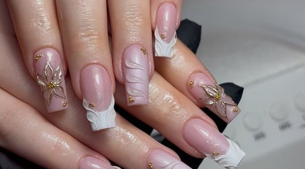 Nailssbymillss
