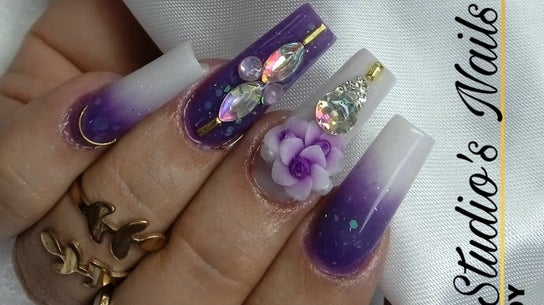 Dulce Studio's Nails