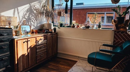 Sun, Moon & Scissors Hair Studio image 3