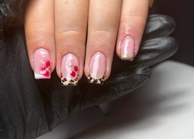 Elegant nail art with floral and animal print design by Nails by Eils in Kirkcaldy, Scotland, GB.