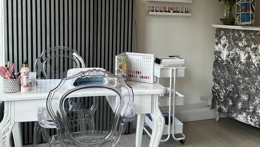 Dillie nail boutique – kuva 1