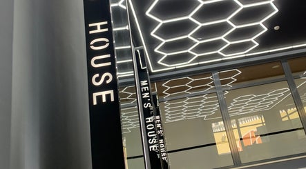 Men’s house Lagos изображение 2