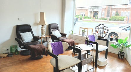 Relaxing chairs in Central Park Chinese Massage and Nails, Melbourne, Victoria, AU.