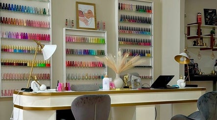 VERONA BEAUTY CENTER