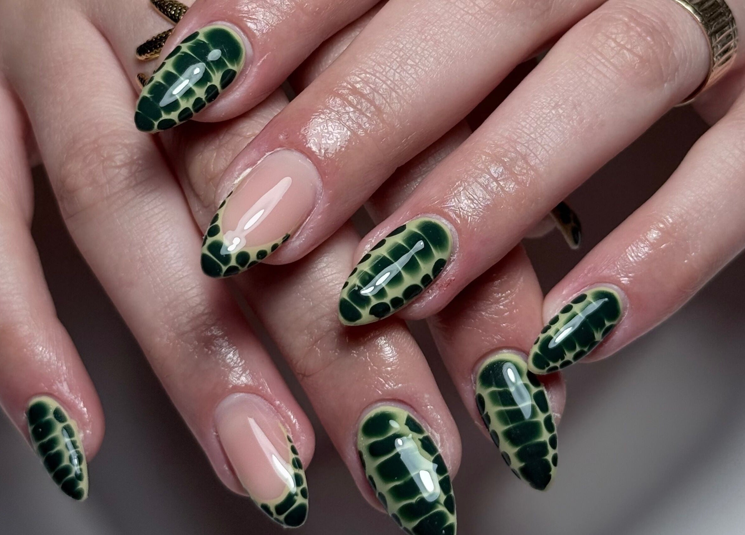 Stylish green tortoiseshell nails by Ella Boo Nails in Tweed Heads South, New South Wales, AU.