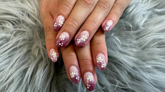 Bling Bling Nails and Spa Studio