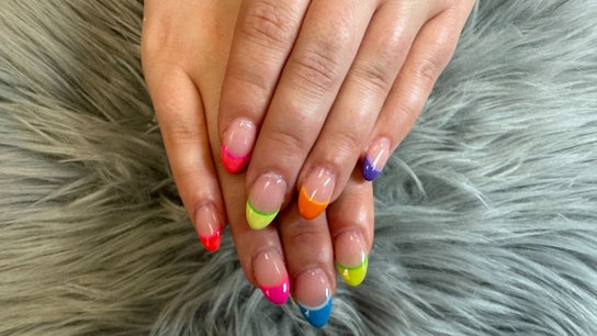 Bling Bling Nails and Spa Studio