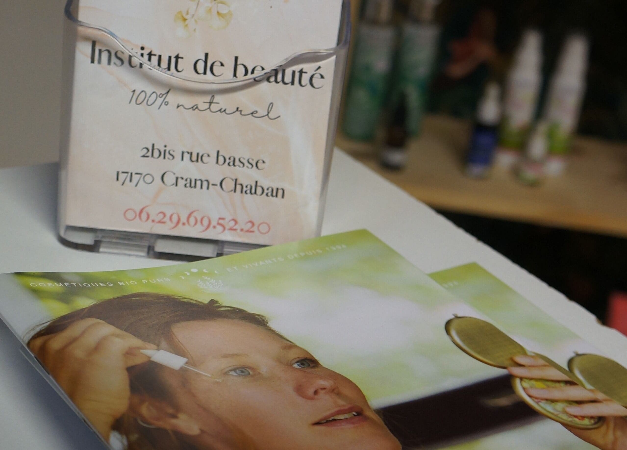 Brochures bien-être à Echappée Belle & Naturelle, Cram-Chaban, Nouvelle-Aquitaine.