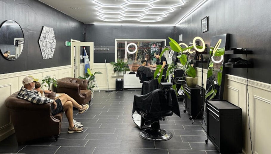 VTB ESSENCE BARBERSTUDIO image 1