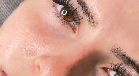 Eyelashes_eris