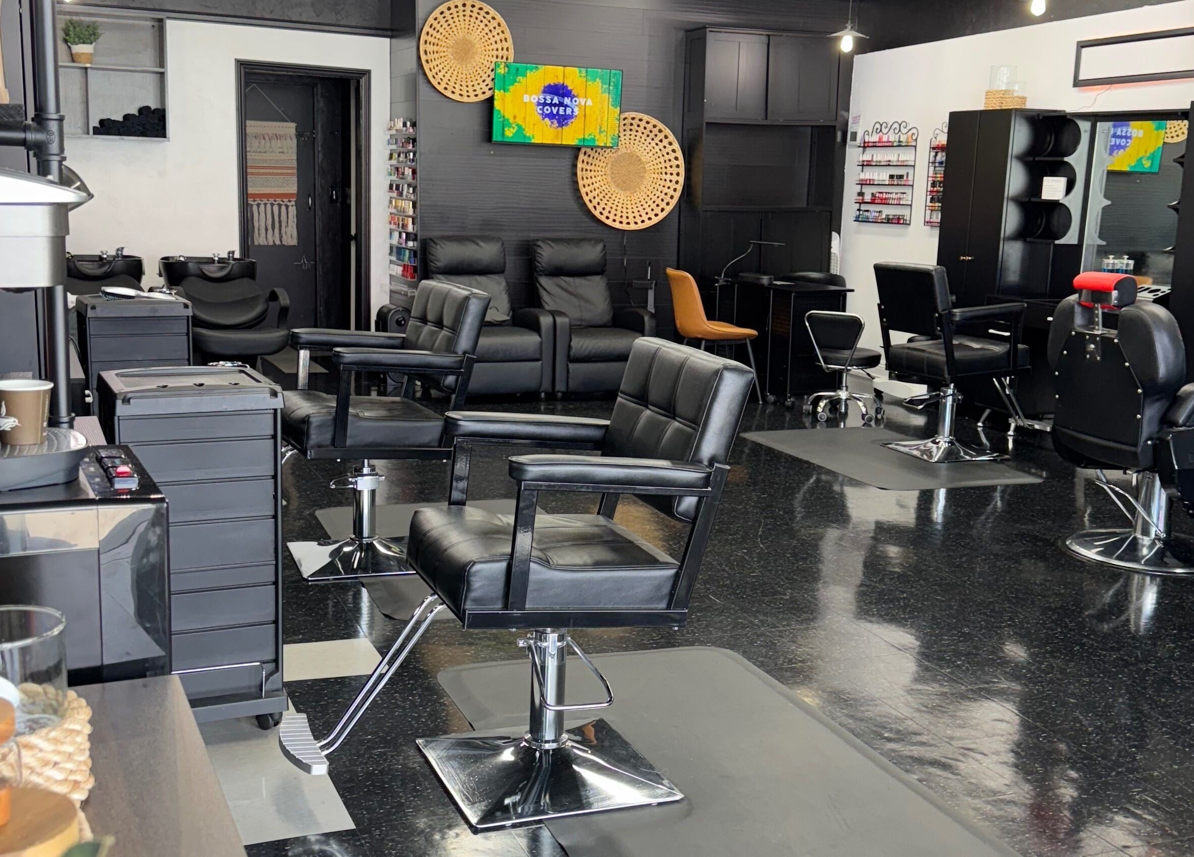 Leghecy Beauty Salon's sleek interior in Costa Mesa, California, US, featuring modern styling chairs and decor.