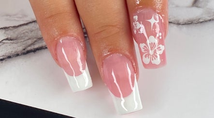 Elegant flower nail art at Diversity Skin & Beauty Studio, Cwmbran, Wales, GB.