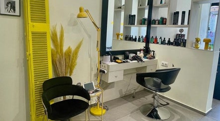 Hairbox image 2