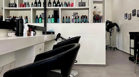 Hairbox image 3