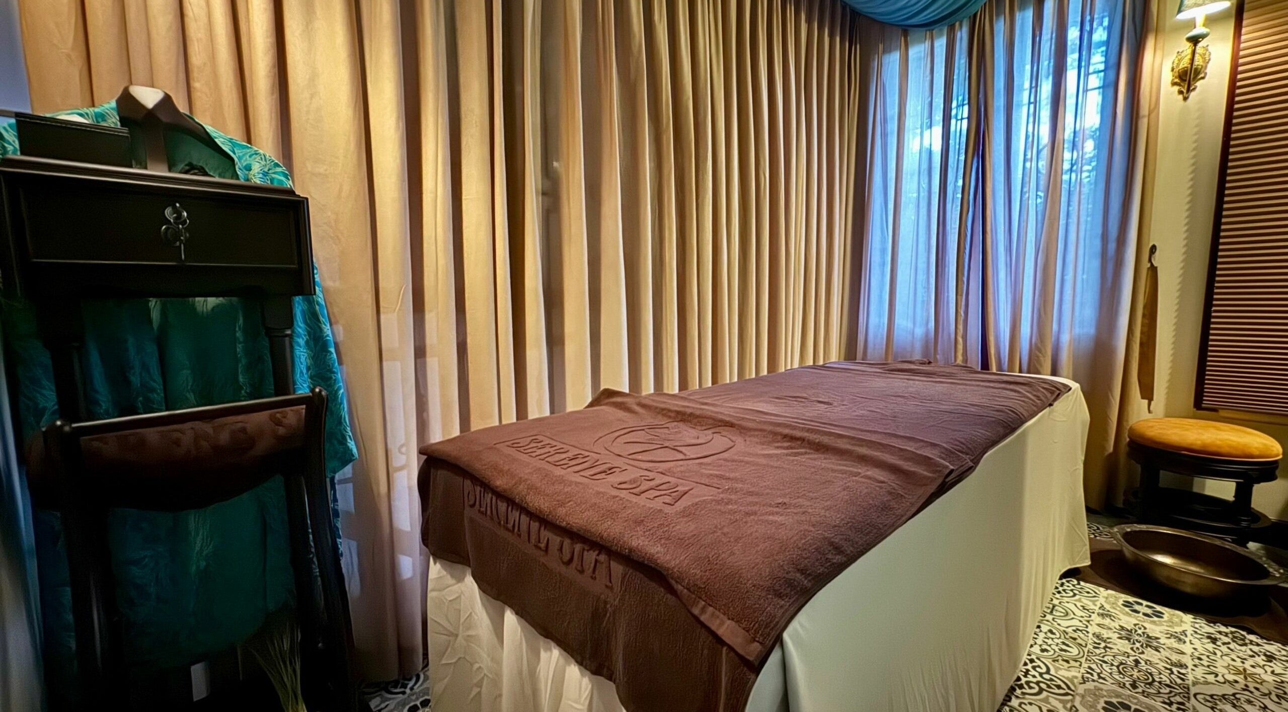Salle de massage relaxante à Serene Spa Hoi An, Thành Phố Hội An, Quảng Nam, VN.