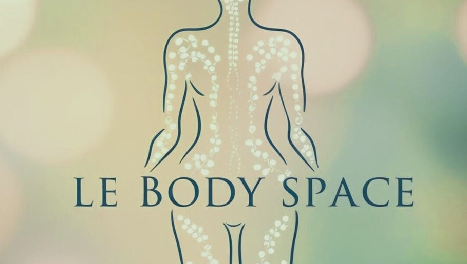 Le Body Space logo with artistic silhouette in Cochrane, Alberta, CA, symbolizing wellness and beauty.