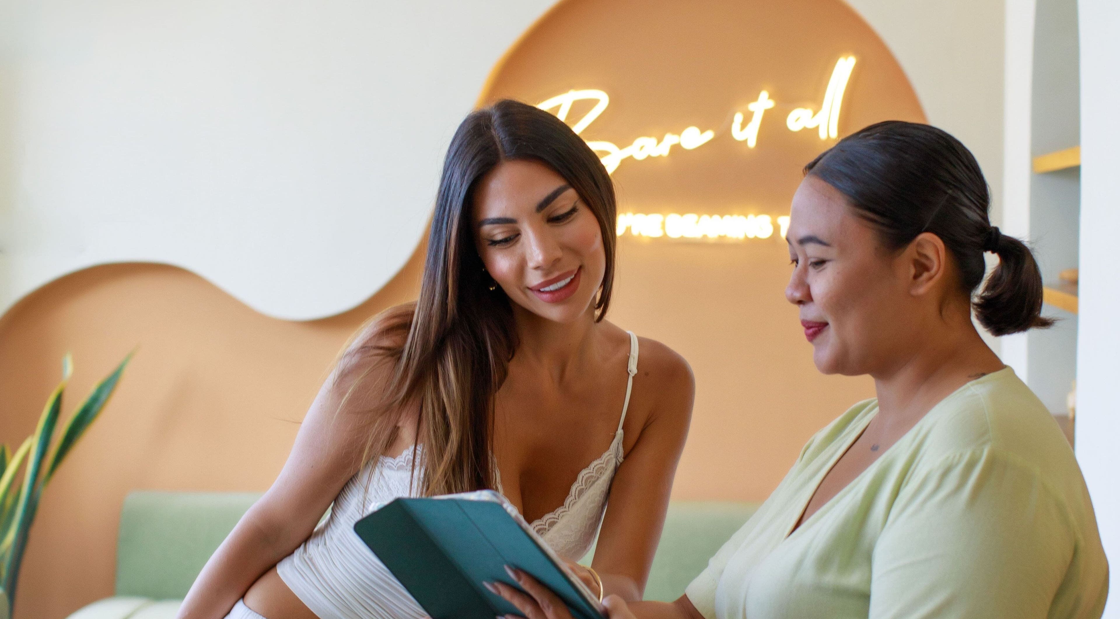 Client consultation at Beam & Bare, Bali, Bali, ID. Relaxed atmosphere with professional service.