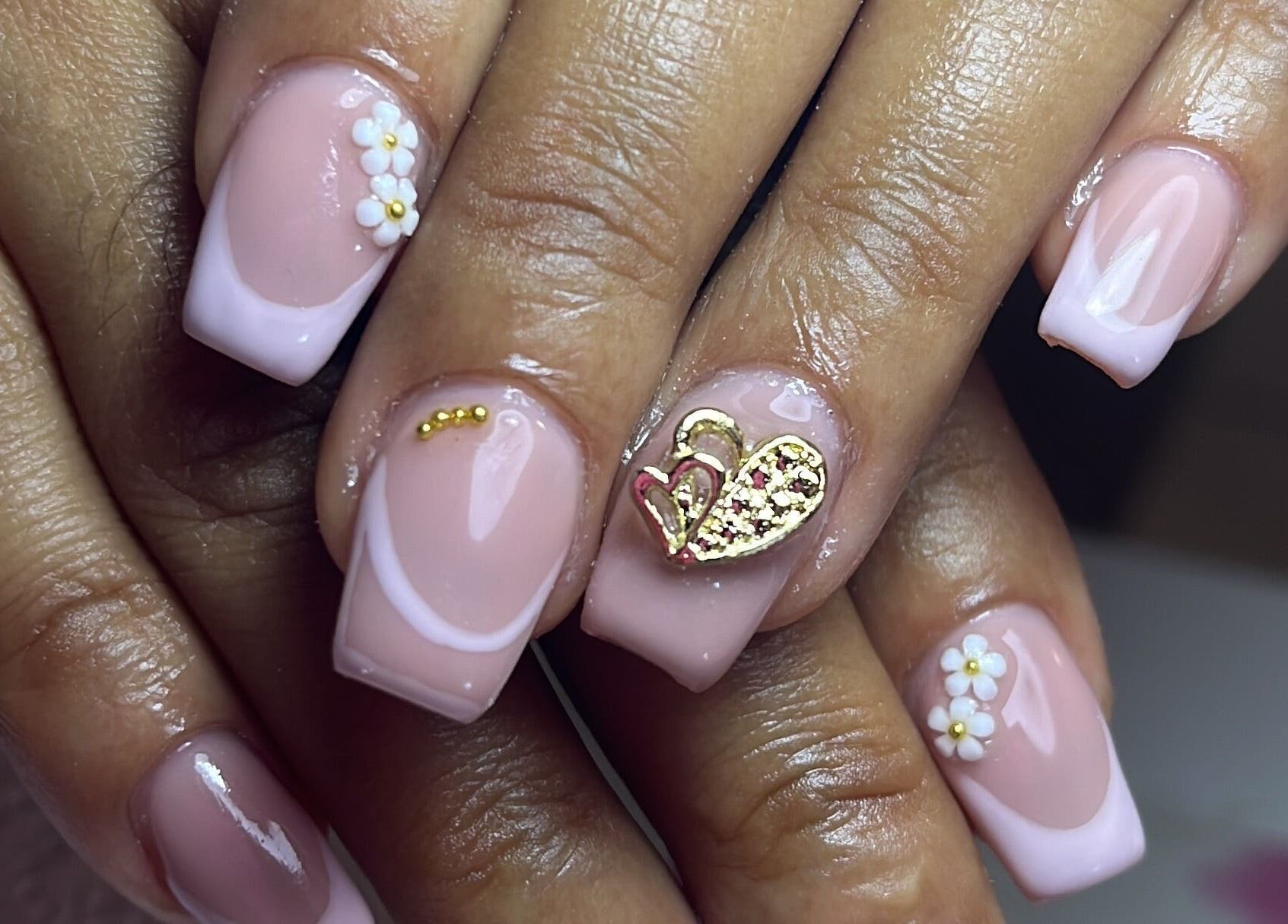 Elegant pink and gold nail art at nailsby courtney, Worcester, Western Cape, ZA.