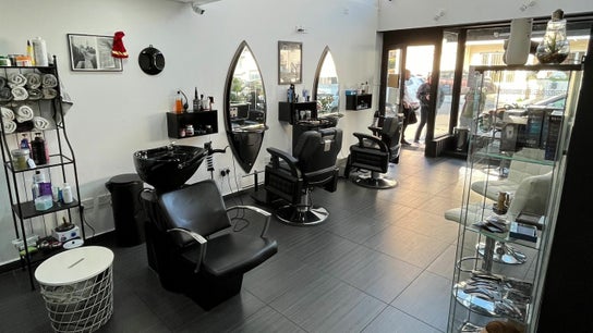 OSCAR SOCIETY HAIR SALON