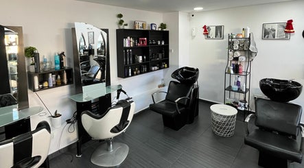 OSCAR SOCIETY HAIR SALON image 2