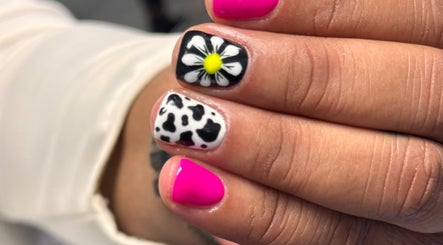 Nails by Roddi & Bare by Roddi slika 3