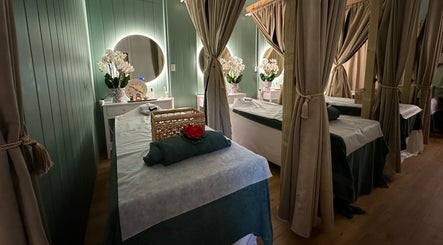 Jan thong thai massage & Day spa New farm