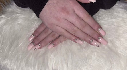 Nails & Beauty By Mel