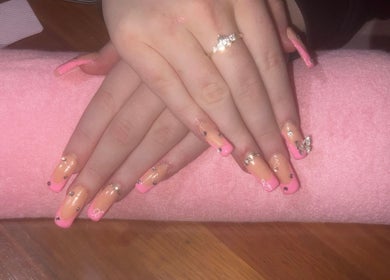 Elegant pink and gold nail art at Nails & Beauty By Mel, Canberra, Australian Capital Territory, AU.