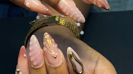 Simply Glam by Lili imagem 3