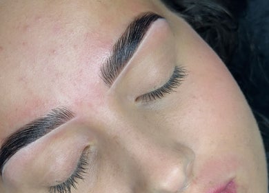 Perfectly groomed brows at Meraki Beauty Studio, Liverpool, England, GB.