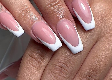 Stylish French manicure at Meraki Beauty Studio, Liverpool, England, GB.