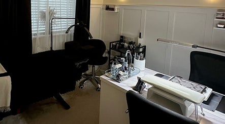 Serene treatment space at Meraki Beauty Studio, Liverpool, England, GB, highlighting a cozy, elegant setup.
