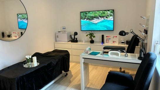 The Beauty Studio by Naz