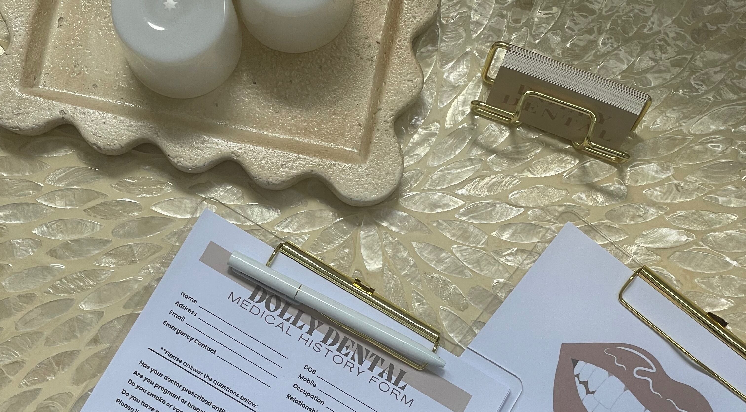 DOLLY DENTAL forms and decor at Maroochy River, Queensland, AU, showcasing teeth whitening services.