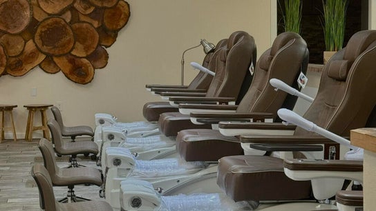 Rustic Nails + Spa