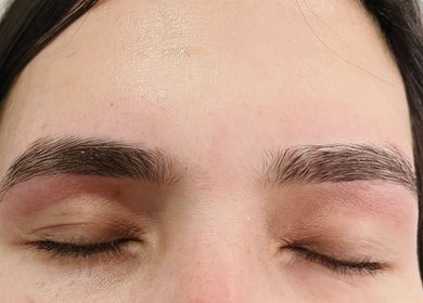 Perfectly shaped brows at Bliss Brow & Beauty Bar, Melbourne, Victoria, AU.
