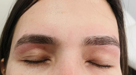 Perfectly shaped brows at Bliss Brow & Beauty Bar, Melbourne, Victoria, AU.