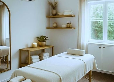 Relaxing massage room at Tina Magic | Home Service Muscat, Muscat, Muscat Governorate, OM with cozy decor.