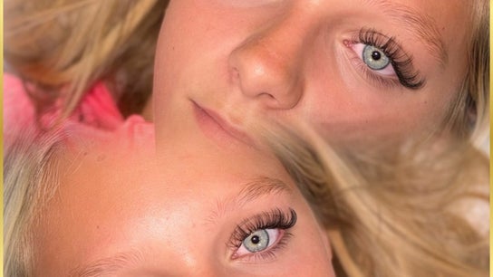 Pretty Little Lashes - By Cait