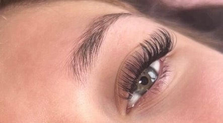 Close-up of professionally done lashes at Cait’s Lash Lounge in South Ockendon, England, GB.