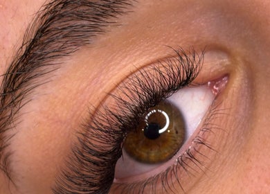 Close-up of lush eyelash extensions at Sb Lash & Co, Melbourne, Victoria, AU.