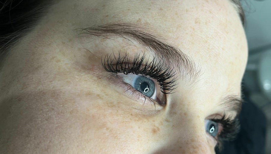 Timeless Lashes image 1