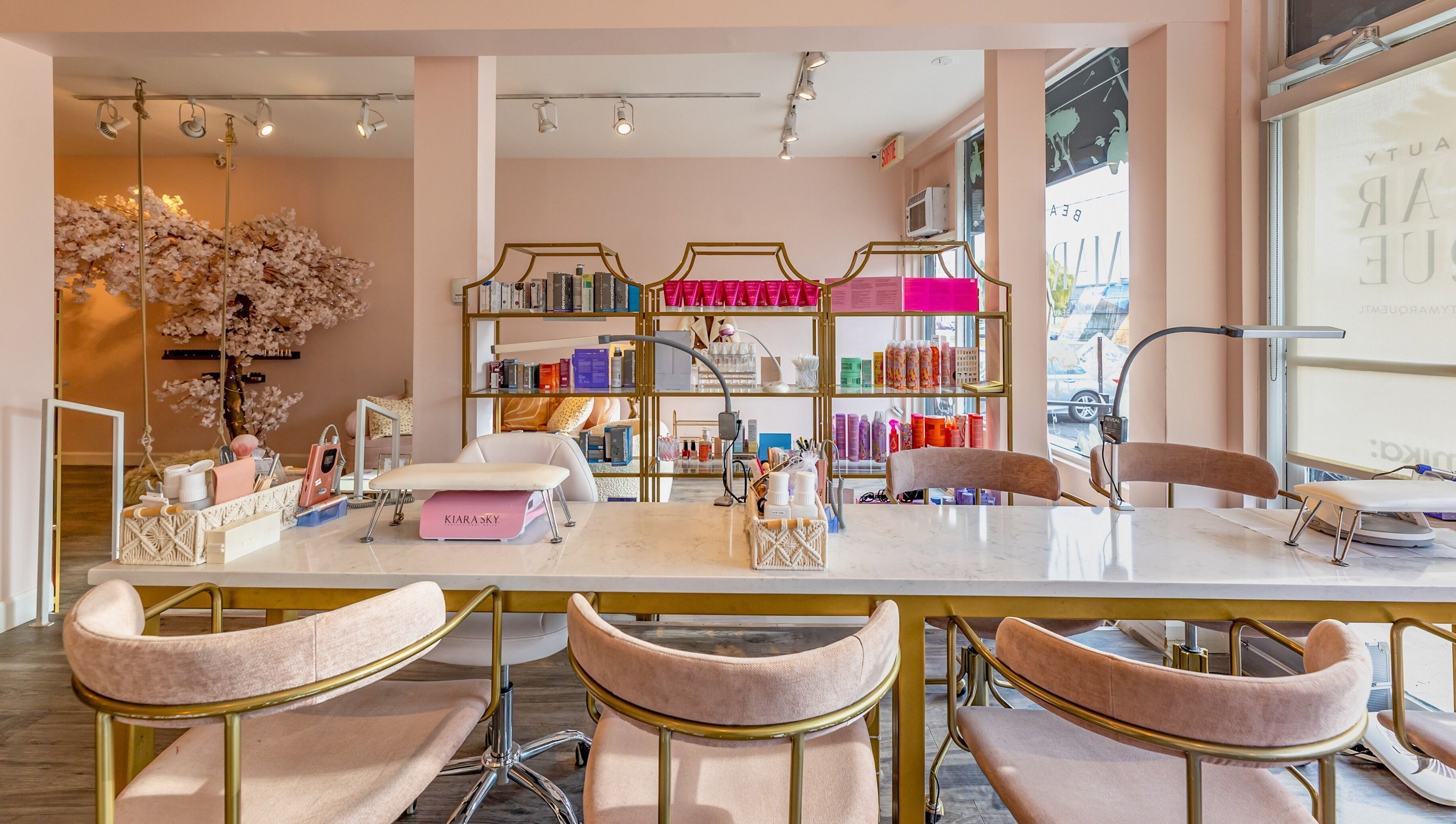 Chic interior of Beauty Marque in Pointe-Claire, Québec, CA featuring elegant decor and beauty products.