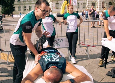 Therapists from Physio Spa- Fizio Spa in Zrenjanin, Vojvodina, RS, providing outdoor massage therapy.