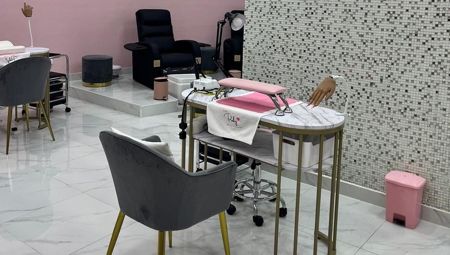 The Pinky Beauty Lounge Bild 1