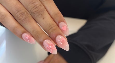 Ongles R Anne image 3