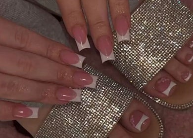 Hermosas uñas acrílicas con detalles brillantes en 100 sharptown center Houston Texas 77036, Houston, Texas, US.