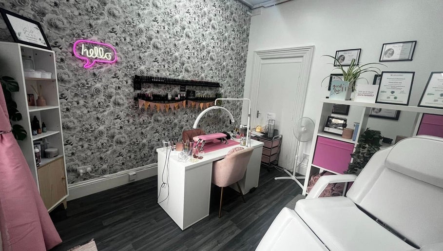 Nails by Emma in Driffield, England, GB offers a stylish nail station with floral decor and modern furnishings.